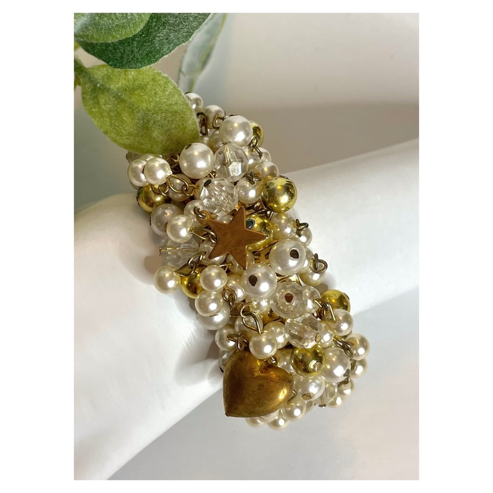 Vintage Eclectic Rare Gold Toned Pearl Star & Heart Charm Chunky Bracelet